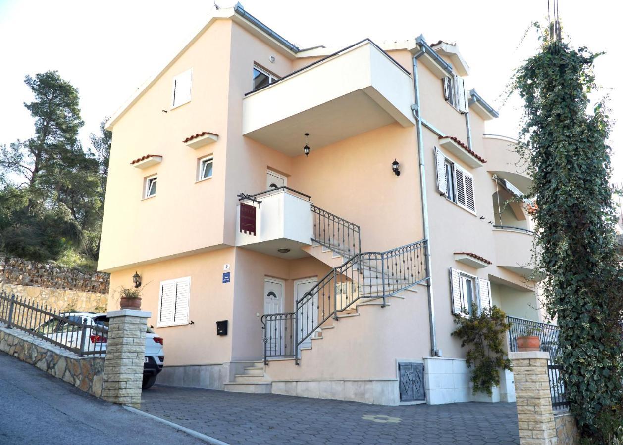 Cvita Apartments Trogir Ngoại thất bức ảnh